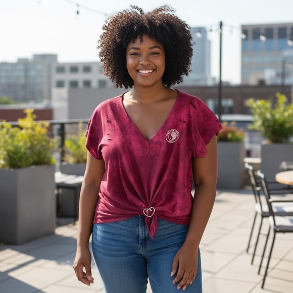 T&C Surf Shop Tee VW Van Beach Scene distressed XL Burgundy Tie-Dye Short Sleeve - Picture 3 of 7